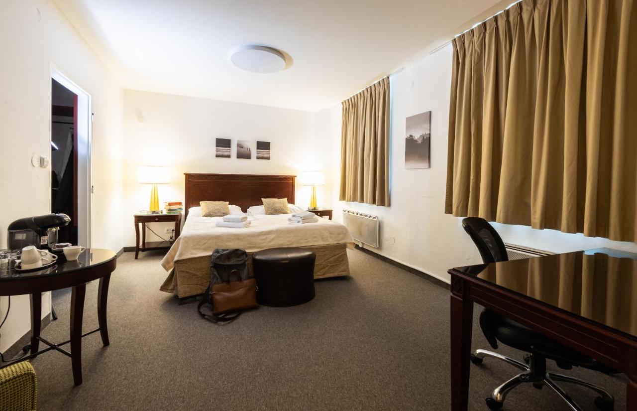 Hotel Petrovy Kameny Karlova Studánka エクステリア 写真