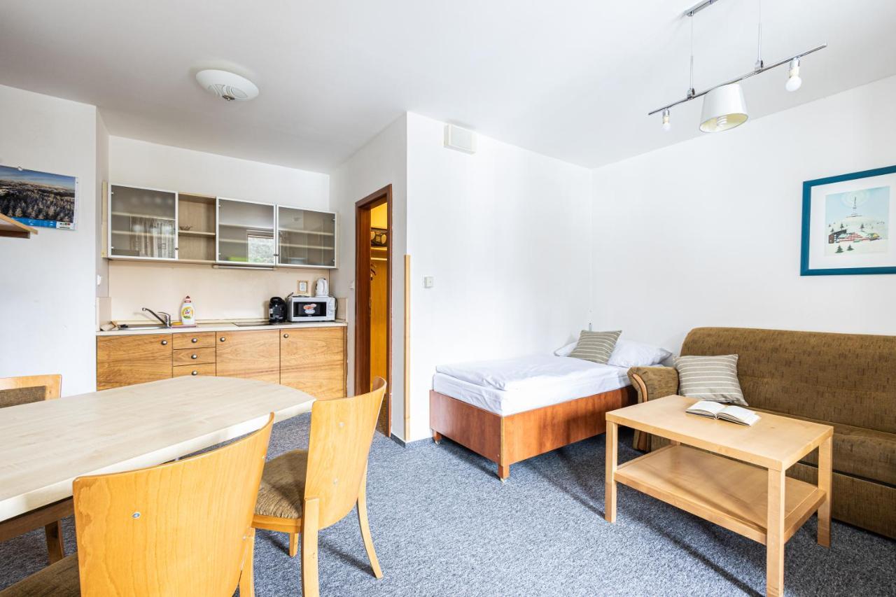 Hotel Petrovy Kameny Karlova Studánka エクステリア 写真